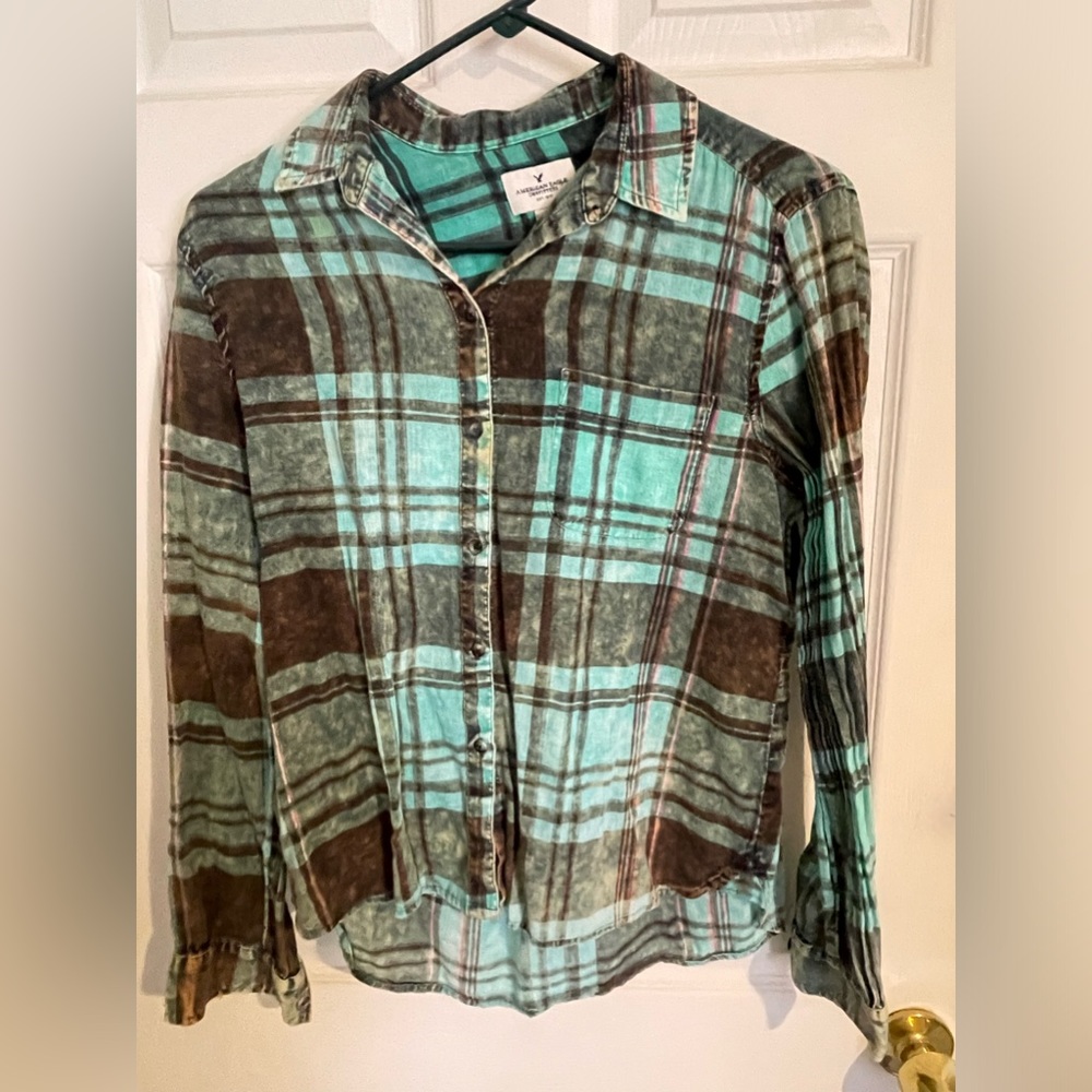 American Eagle Outfitters flannel, turquoise and chocolate brown. Size small.